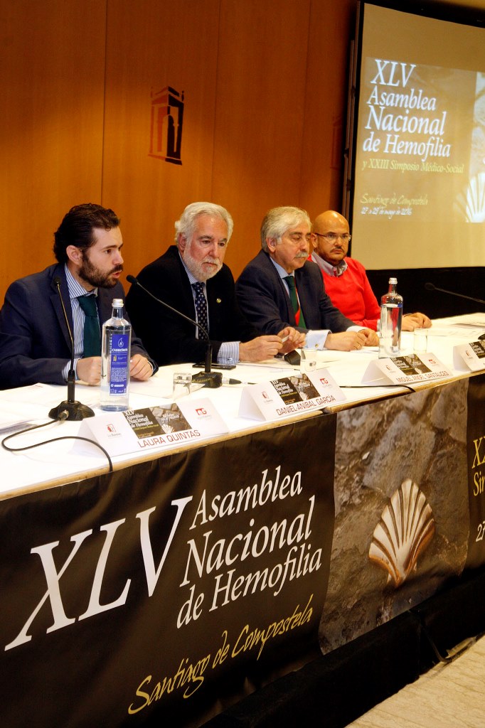 Foto da noticia:O presidente do Parlamento apunta que “grazas ao compromiso de todos” foi posible preservar a sanidade pública, “entre as mellores de Europa e do mundo”